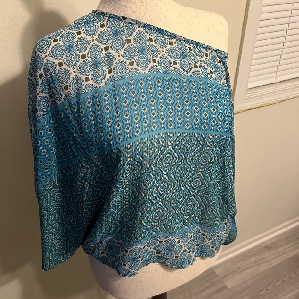 Chic Teal Patterned Women's Blouse